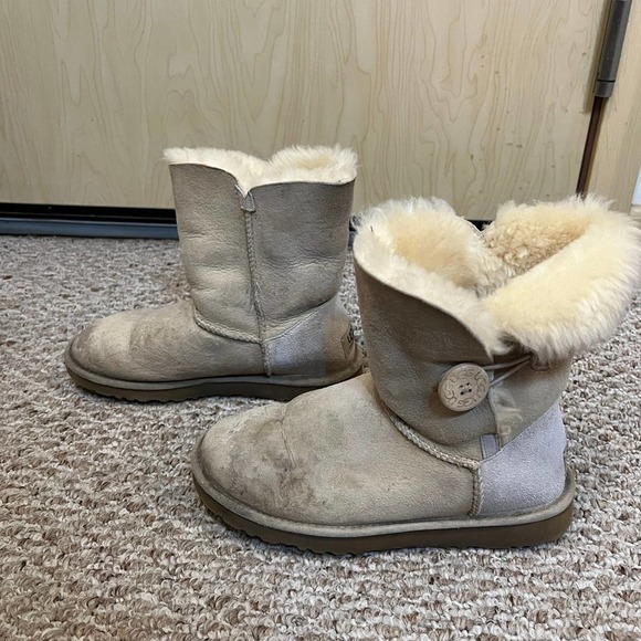 Ugg Bailey Button Boots - Picture 2 of 7